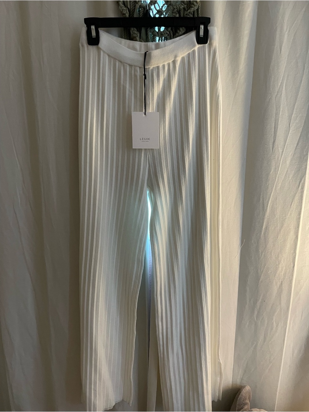Magnolia Ivory Pleated Wide-Leg Pants